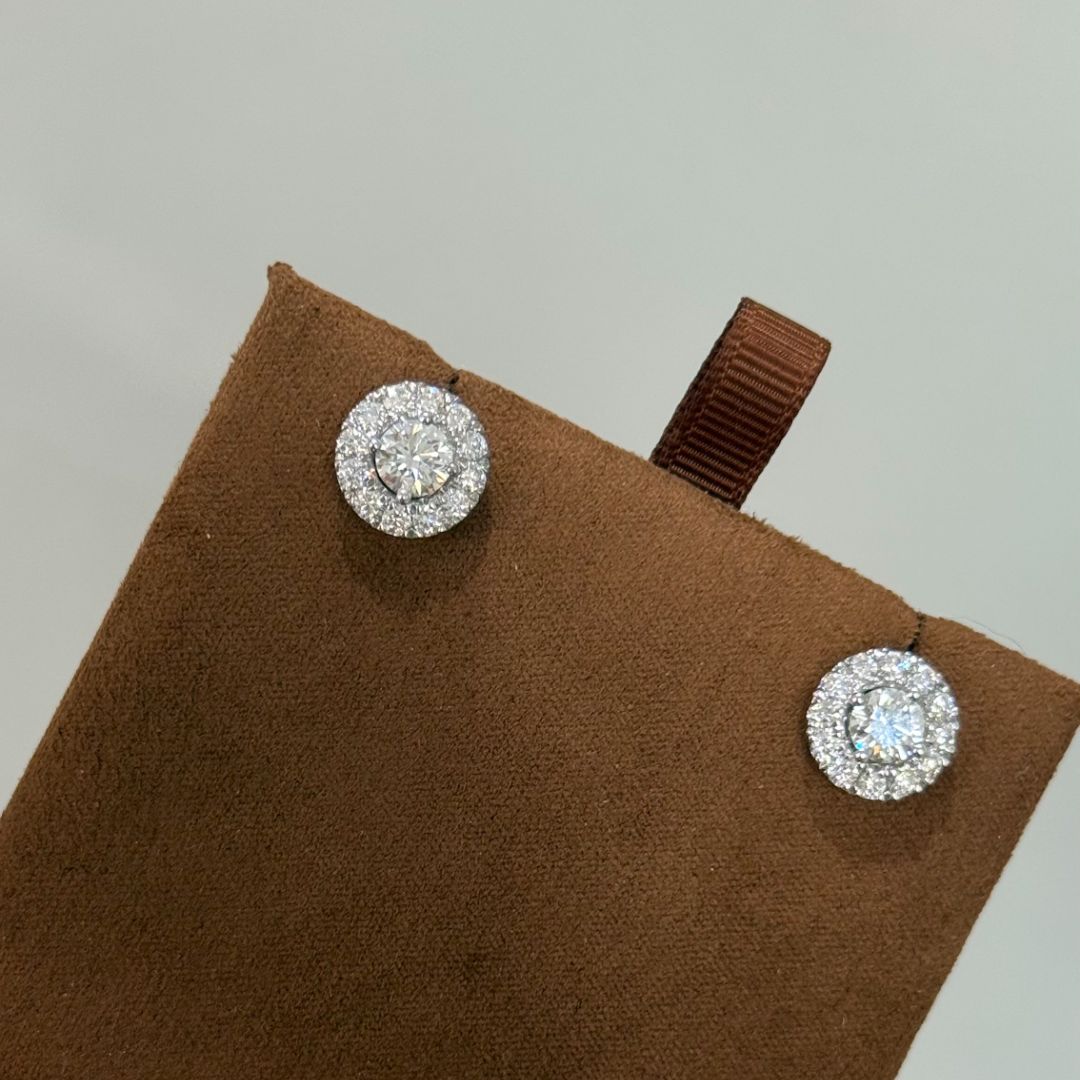 Золотые серьги с бриллиантами