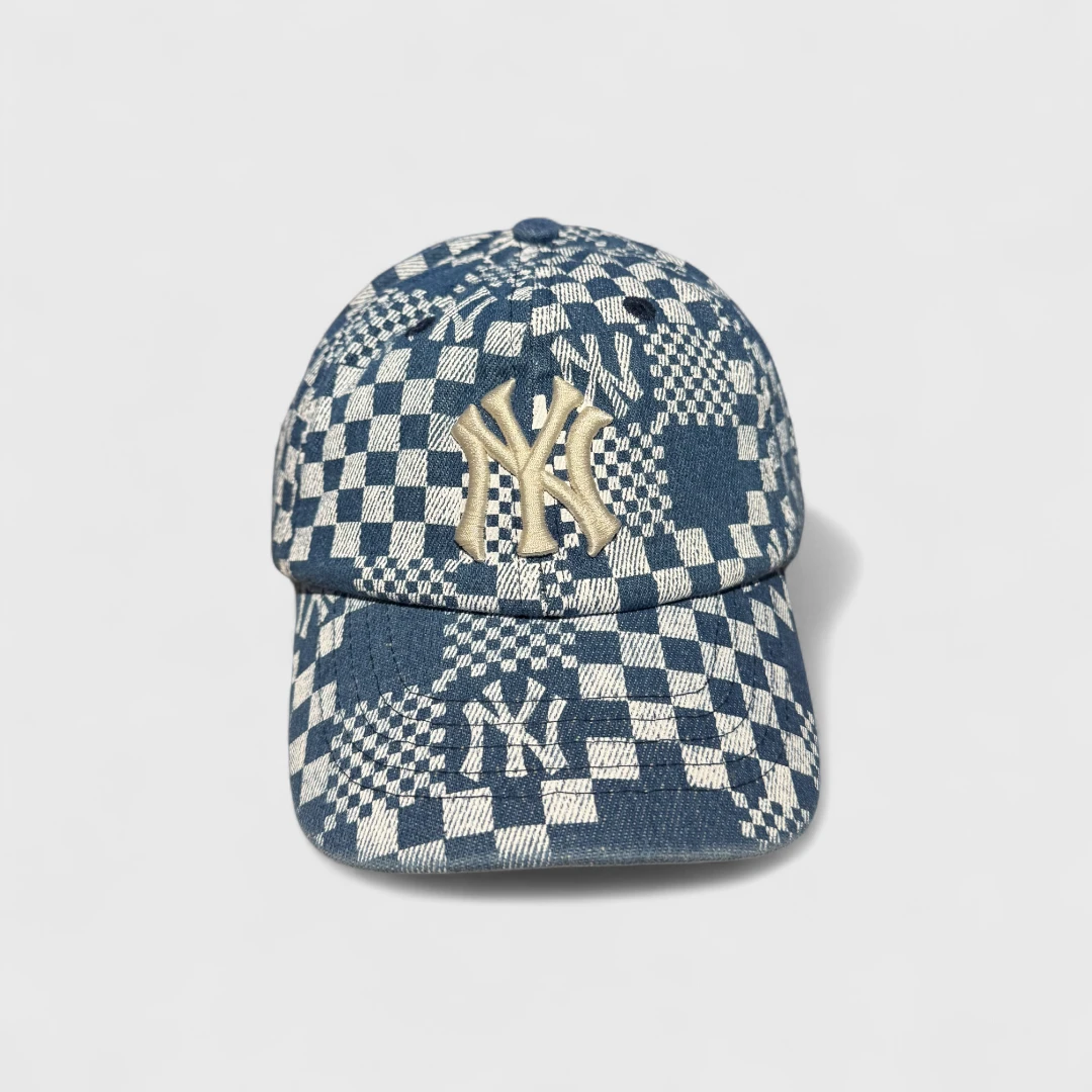 Синяя кепка NY с клетчатым рисунком