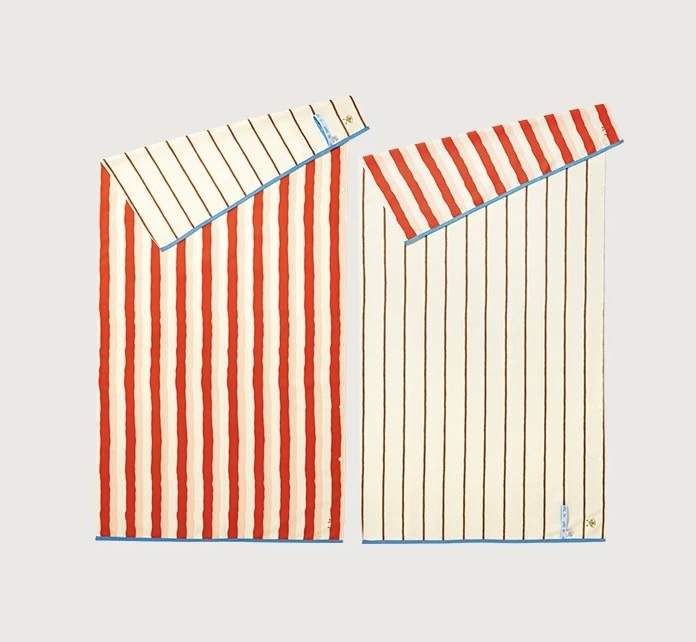 Двустороннее полотенце-плащ Hug(z)