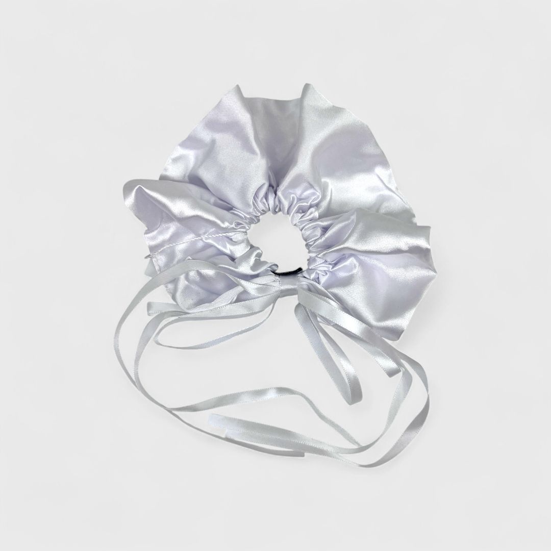 Атласная резинка для волос