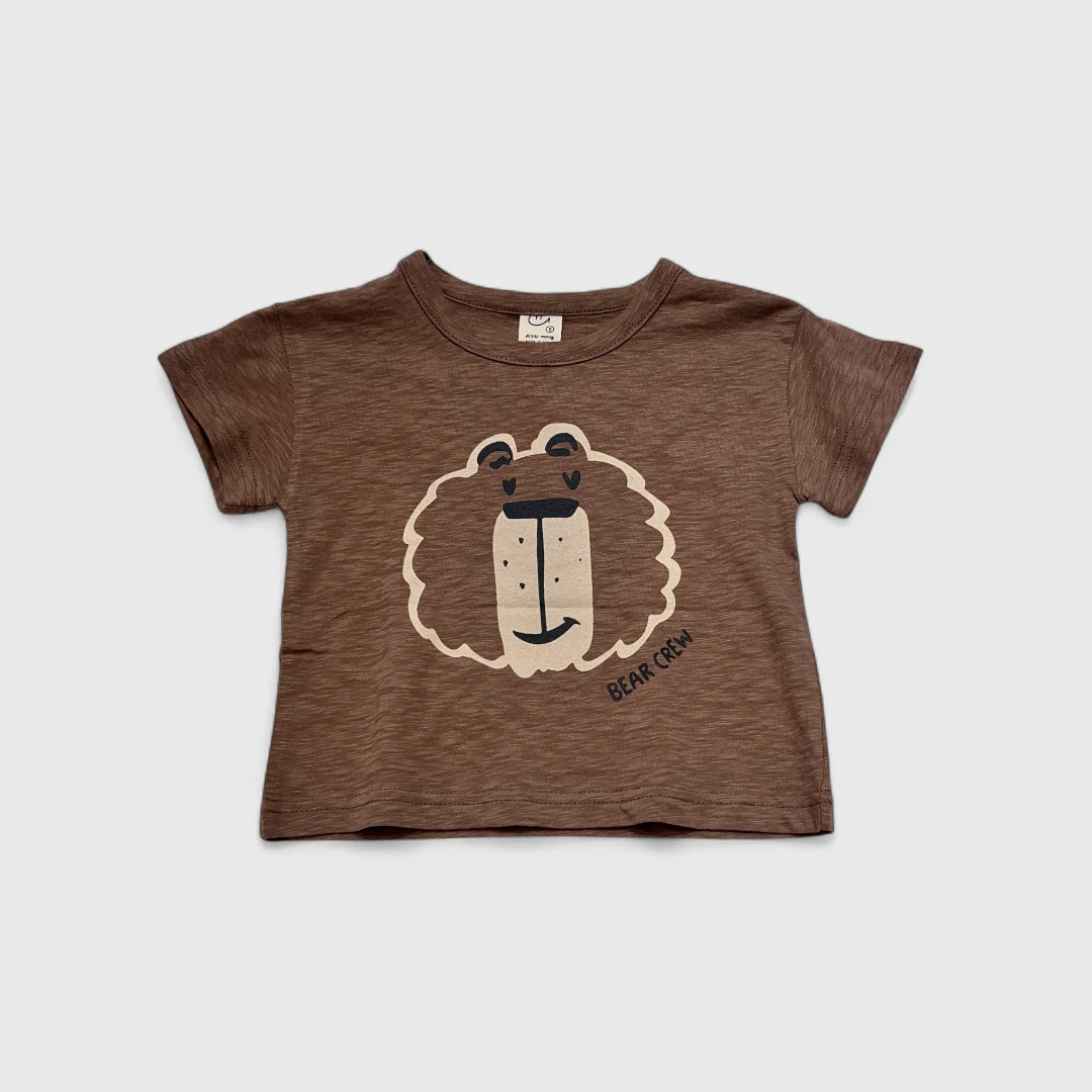 Коричневая футболка