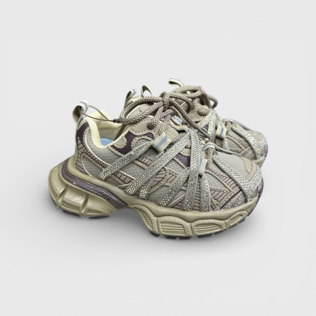 Кроссовки бежевые спортивные