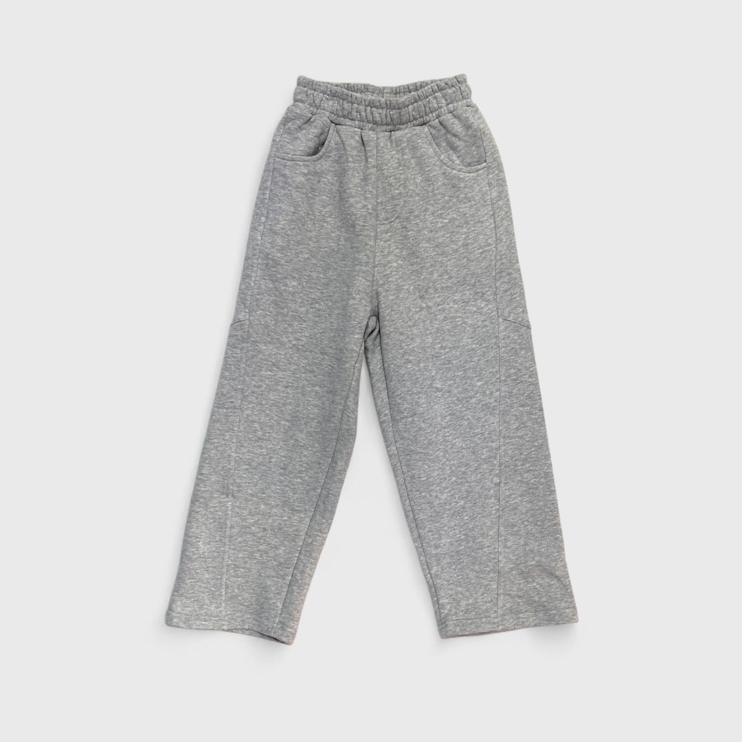 Серые спортивные штаны