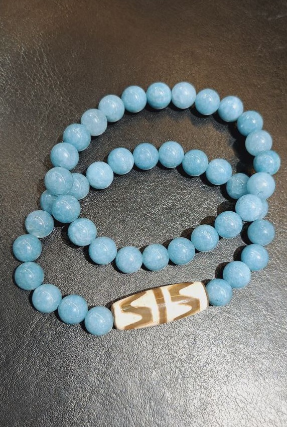 Голубые браслеты из аквамарина