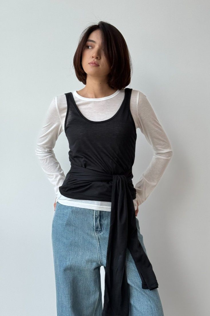 Двойной лонгслив с черной майкой