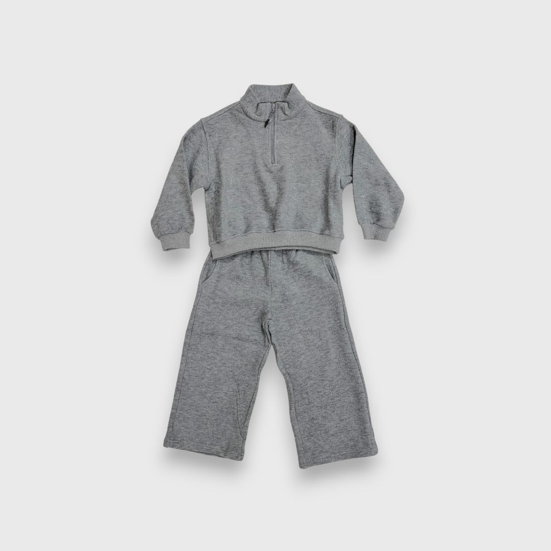 Серый спортивный костюм для детей