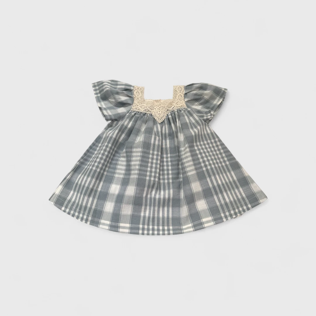 Платье в клетку