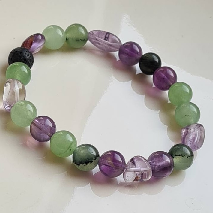 Многоцветный браслет (пренит, лавандовый кварц и аметист)