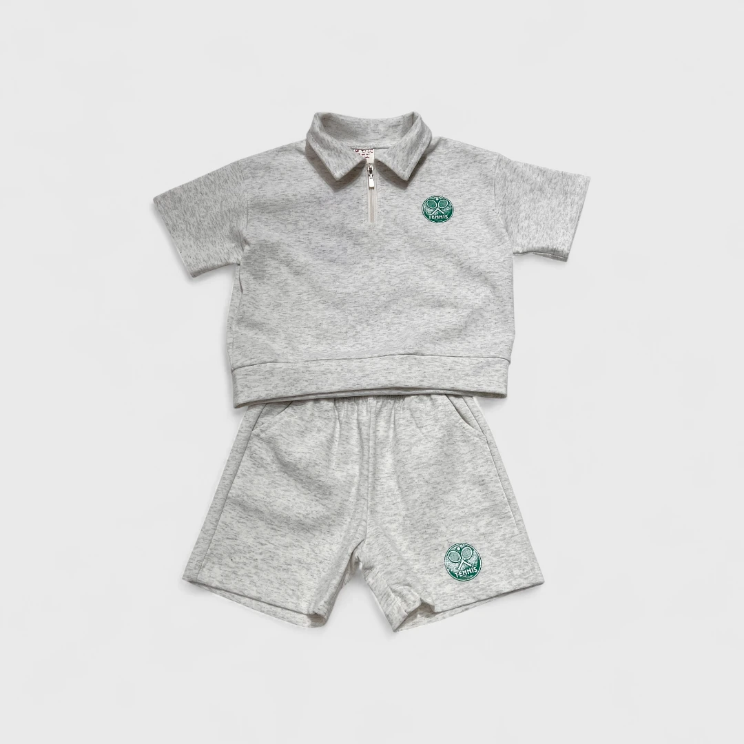 Серый спортивный комплект