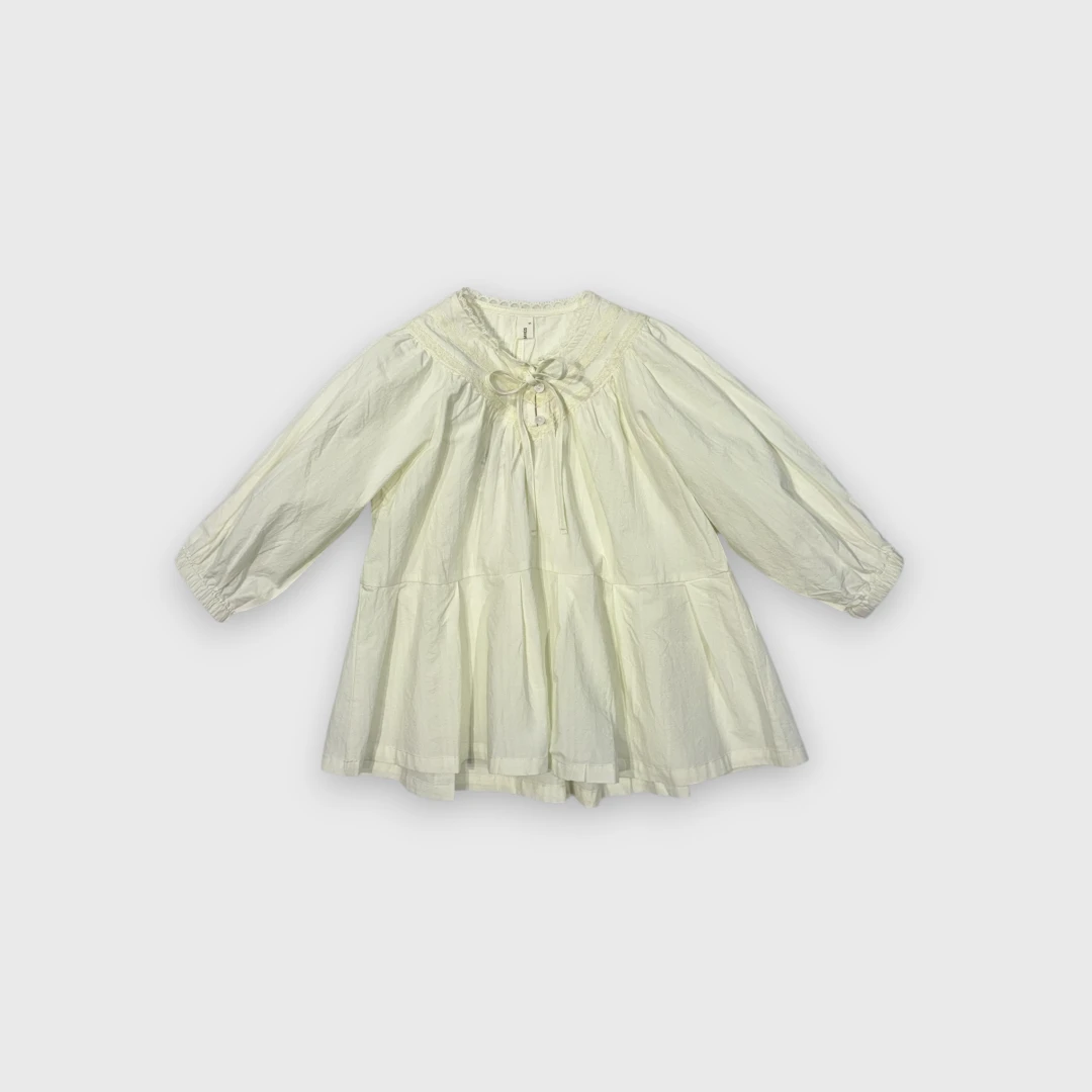 Платье с длинным рукавом