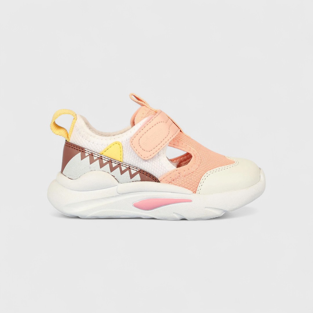 Розовые кроссовки Vicco