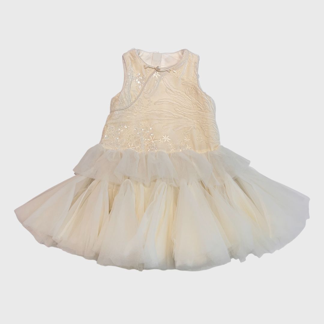 Айвори платье с пуговицей