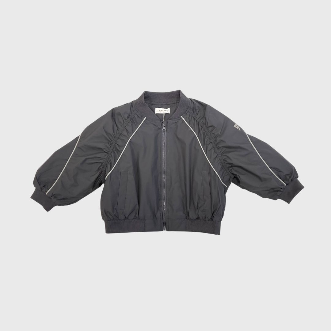 Серая куртка с рукавами-баллон