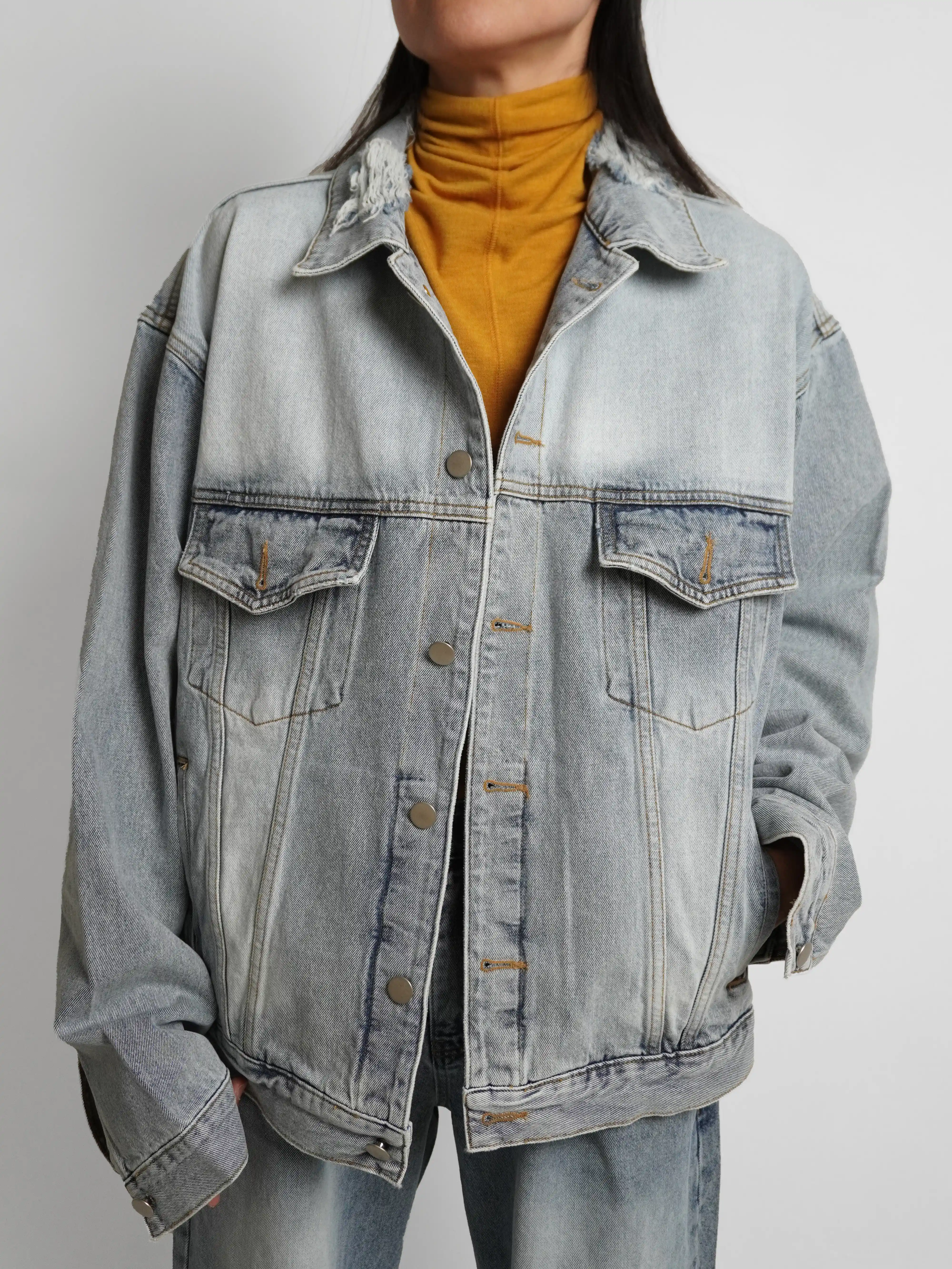 Джинсовая куртка