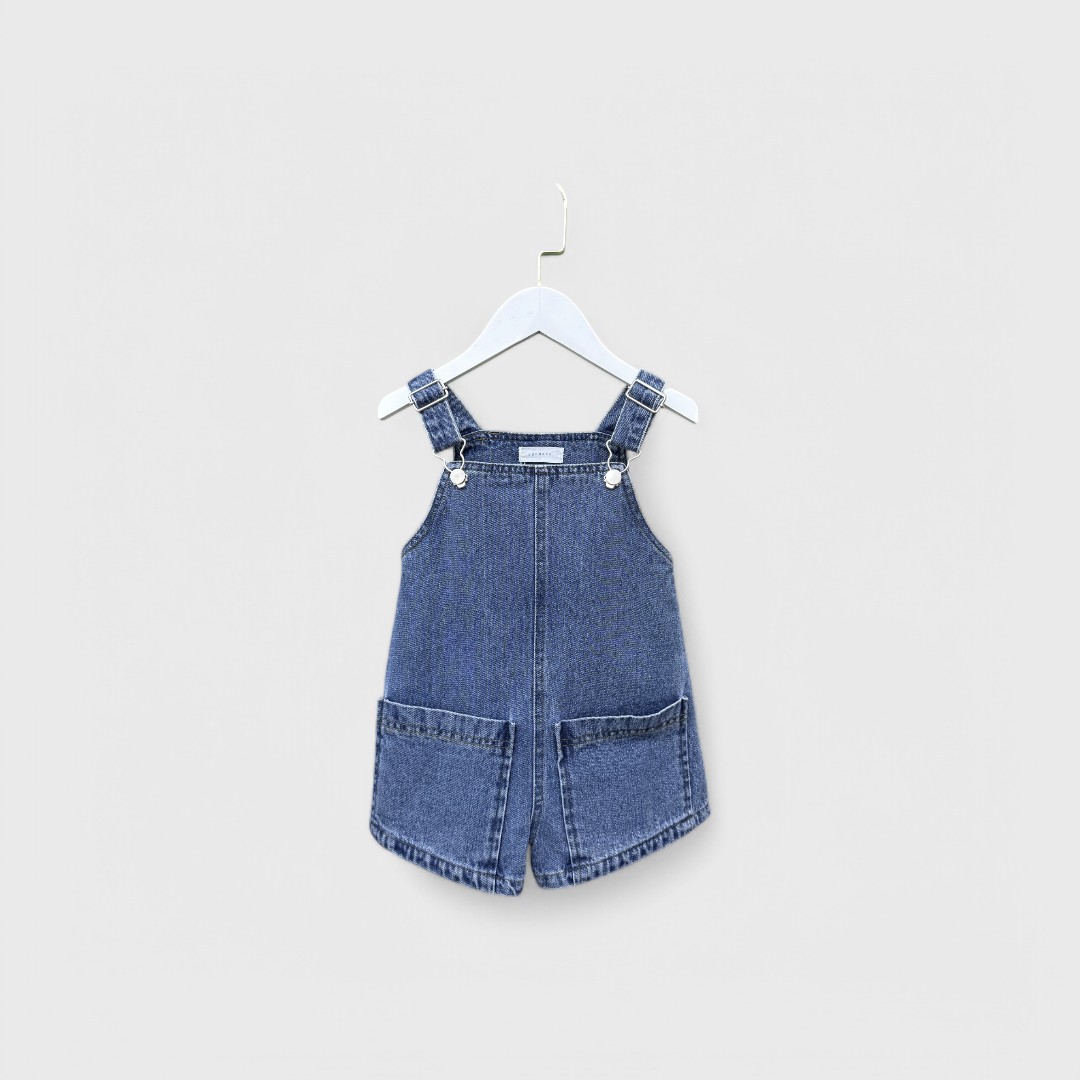 Джинсовый комбинезон