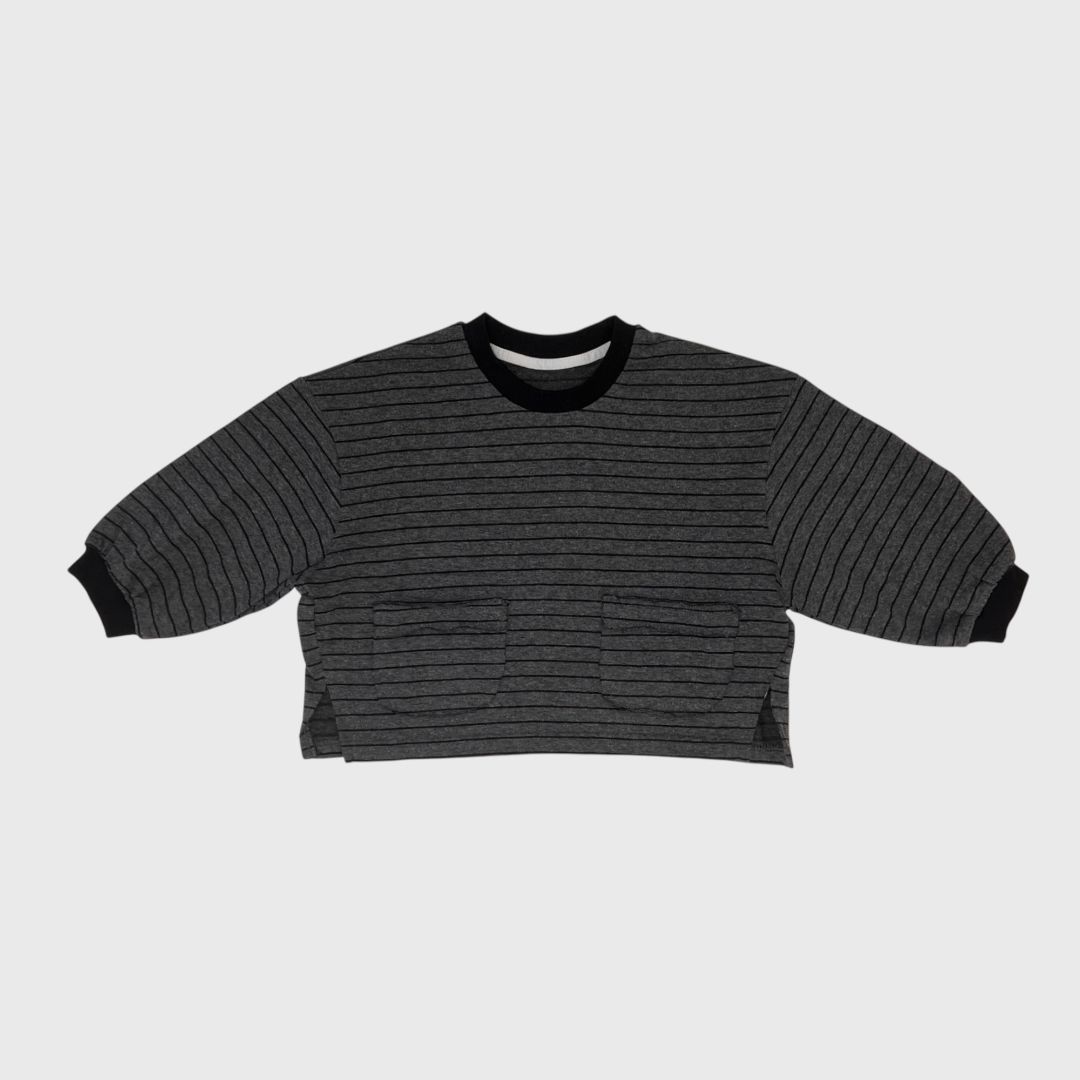 Серый полосатый свитшот с карманами