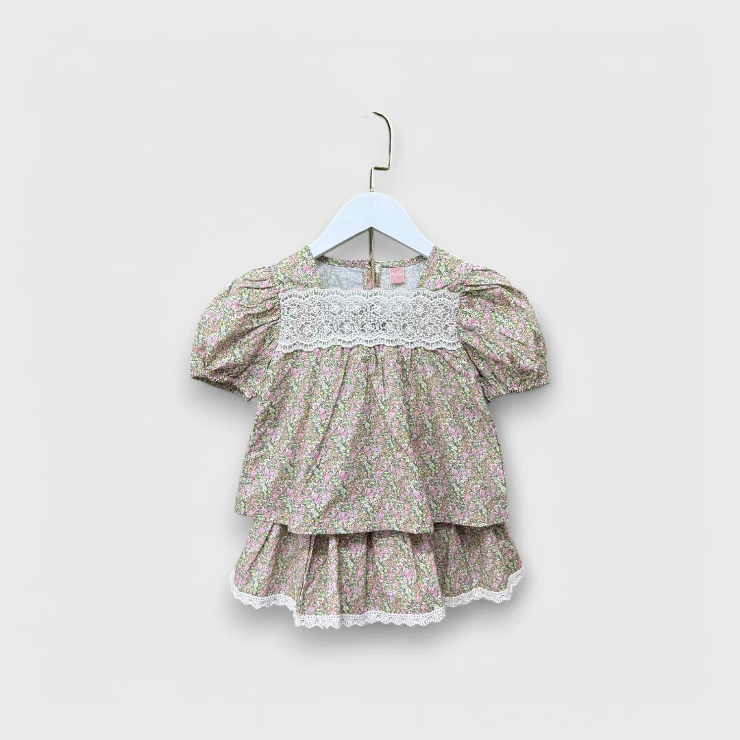 Цветочный костюм