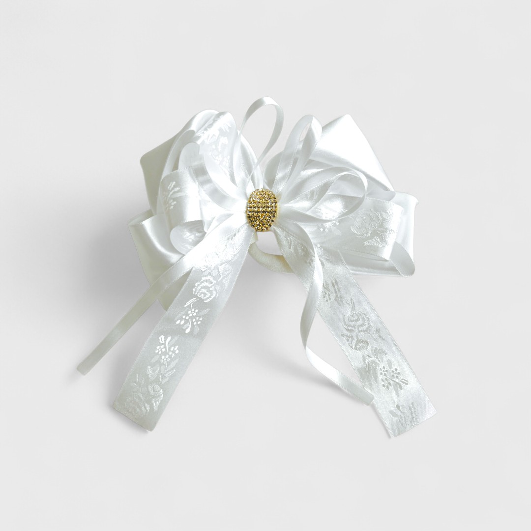 Резинка для волос с белым бантом