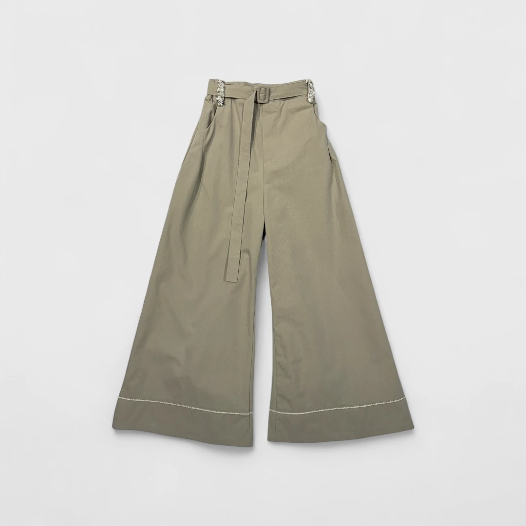 Оливковые брюки с поясом