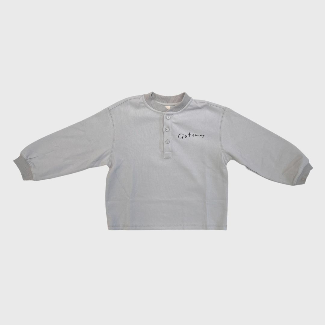 Голубой лонгслив Go fishing