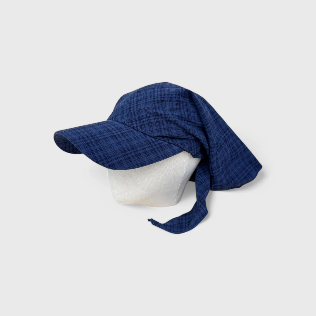 Синяя косынка