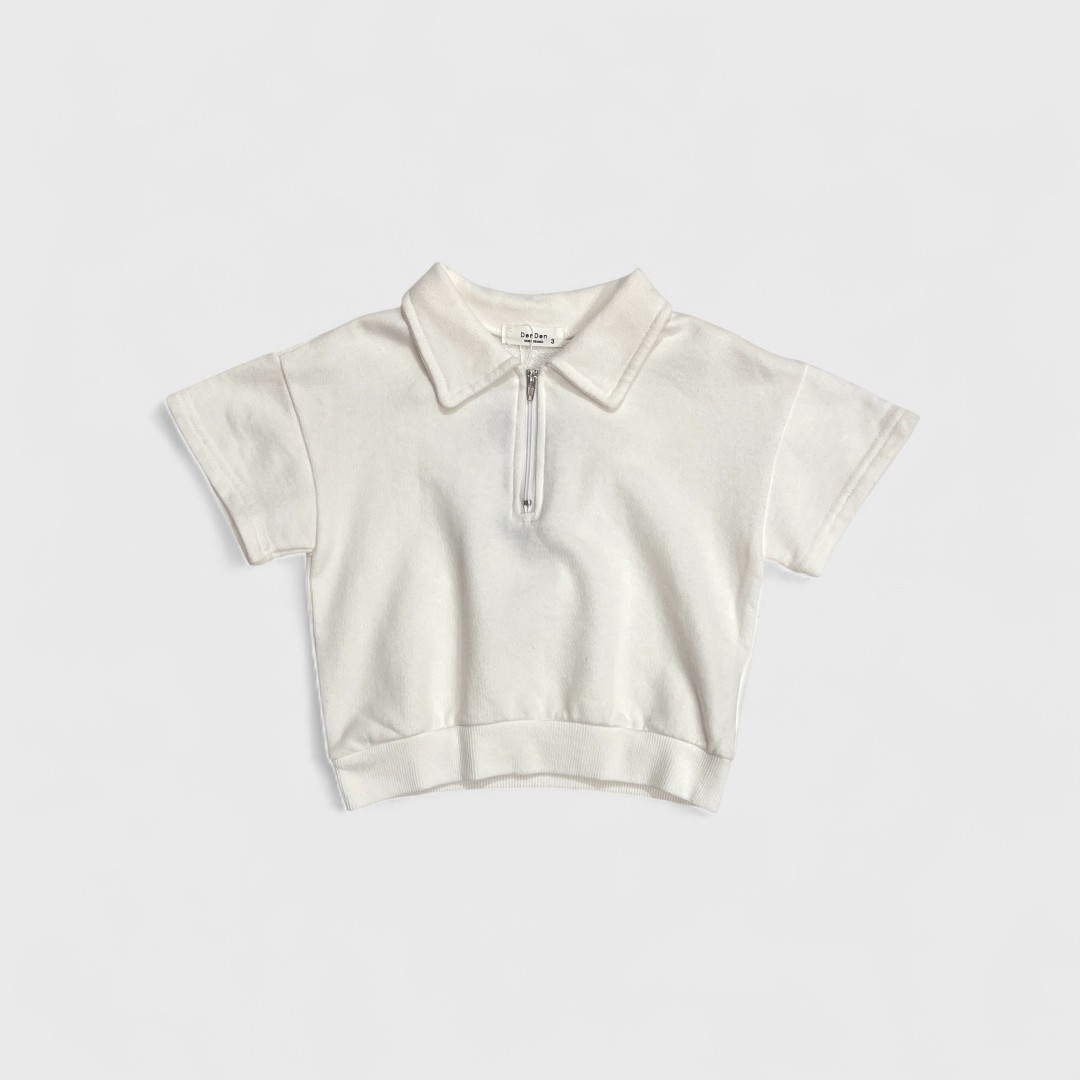 Белая поло-футболка