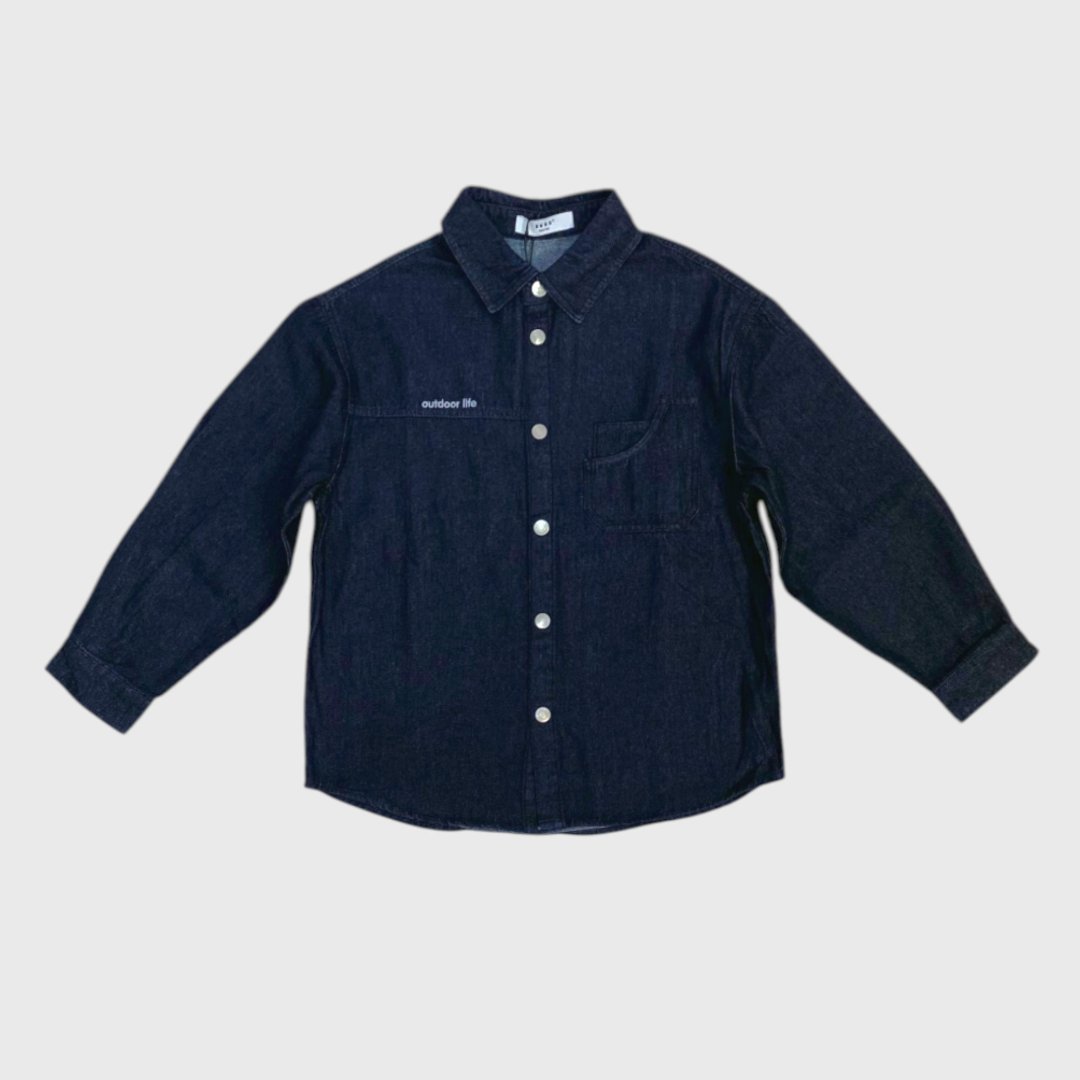 Темно-синяя джинсовая рубашка