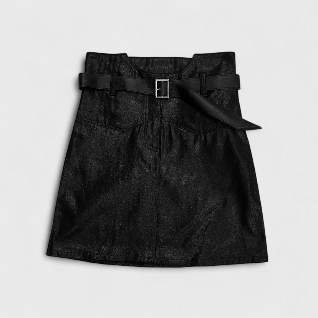 Черная юбка с поясом