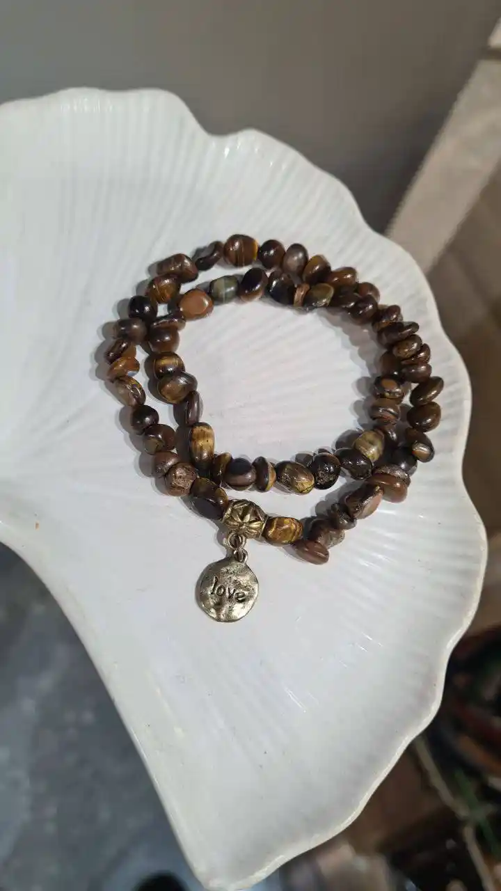 Браслет в 2 оборота из тигрового глаза и маленького булыжника