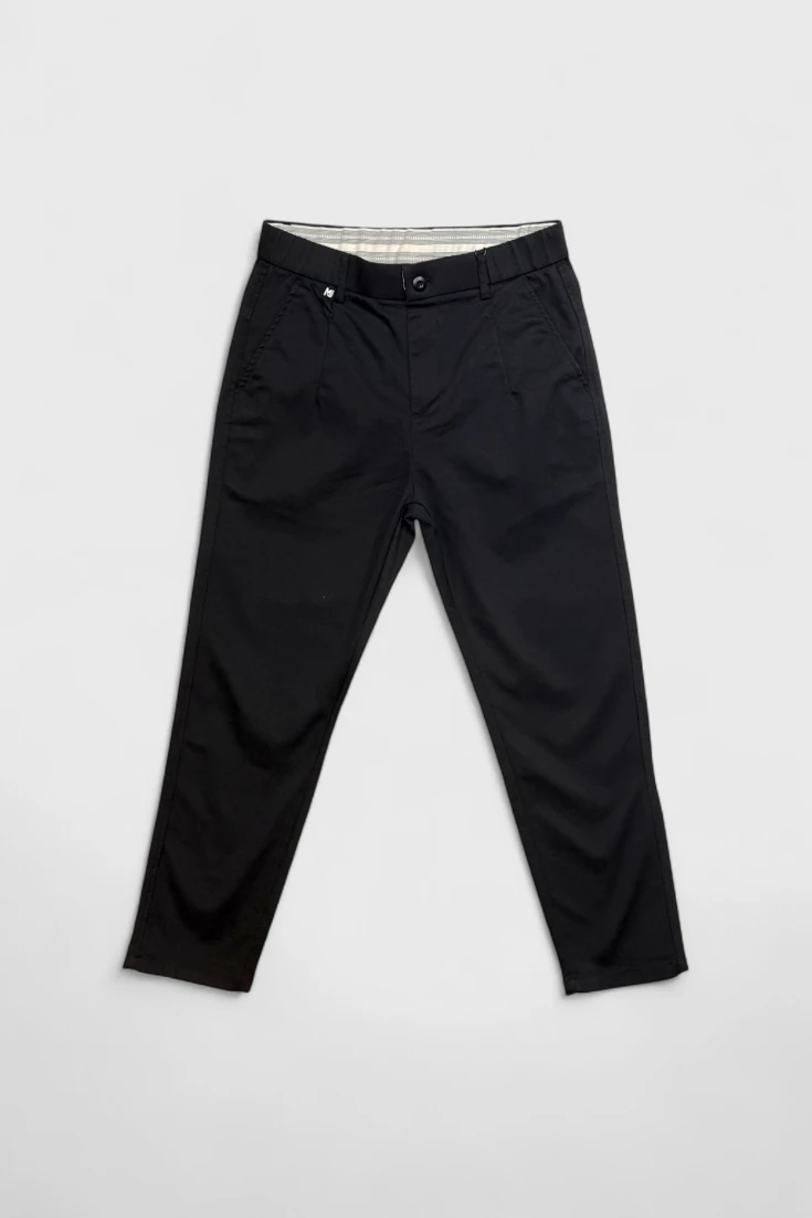 Черные брюки Maico