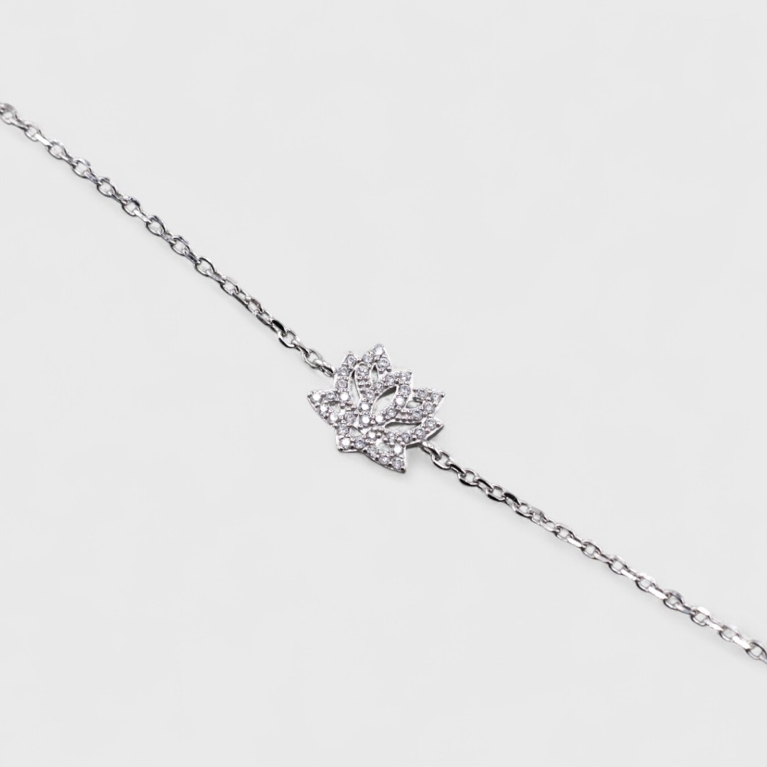 Серебряный браслет с лотосом