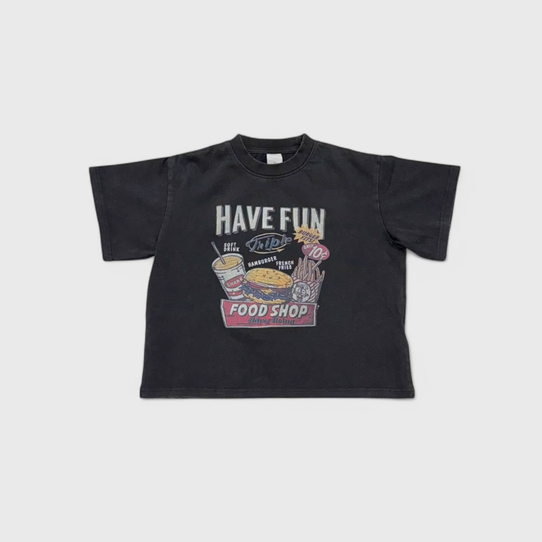 Черная футболка с принтом Food Shop