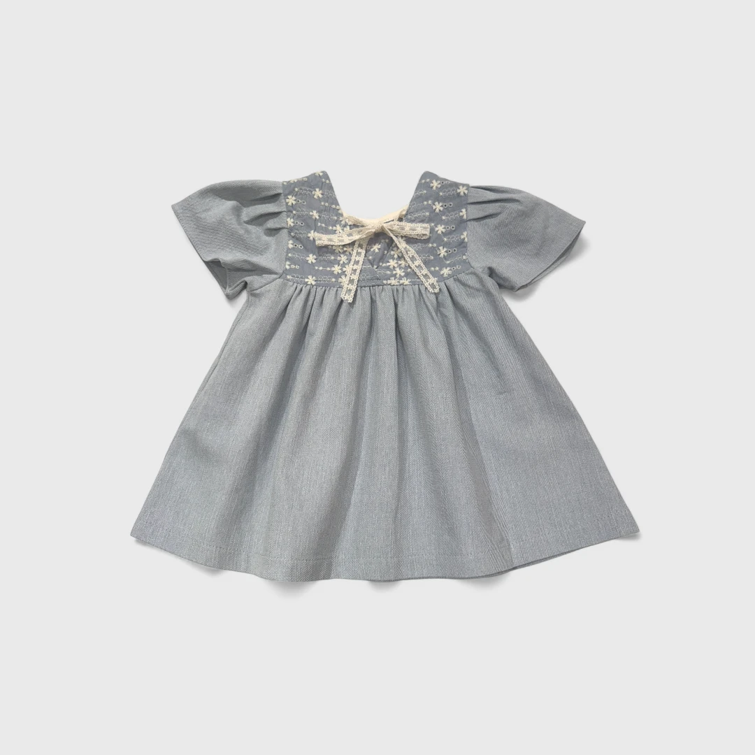 Джинсовое платье с рюшами для девочек