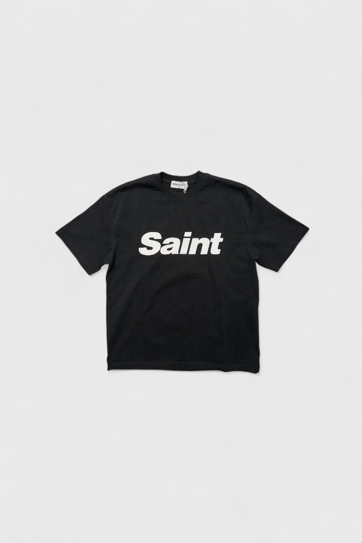 Черная футболка Saint