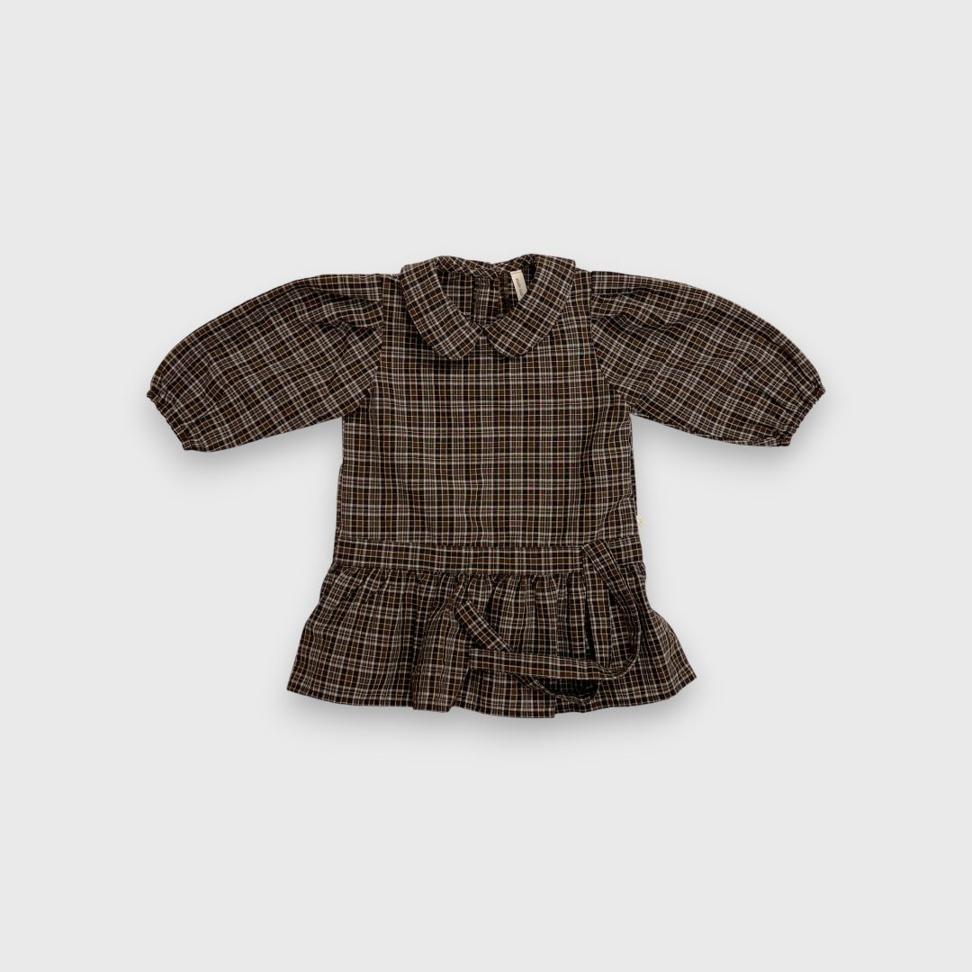 Коричневое платье в клетку