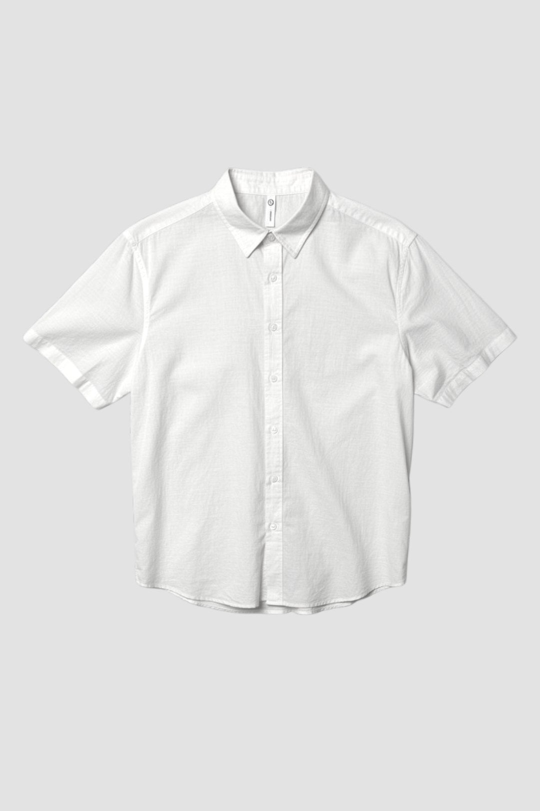 Белая рубашка с коротким рукавов