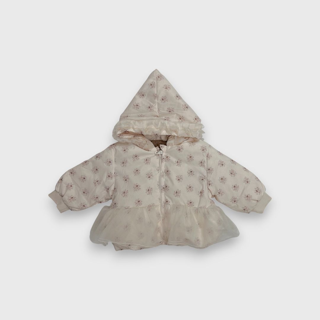 Молочная куртка с капюшоном