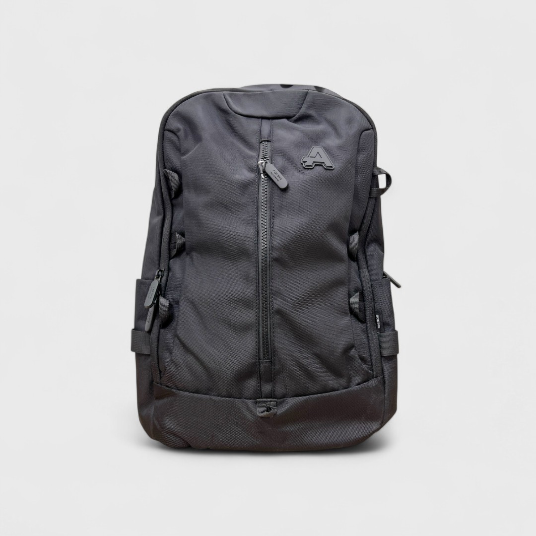 Черный рюкзак