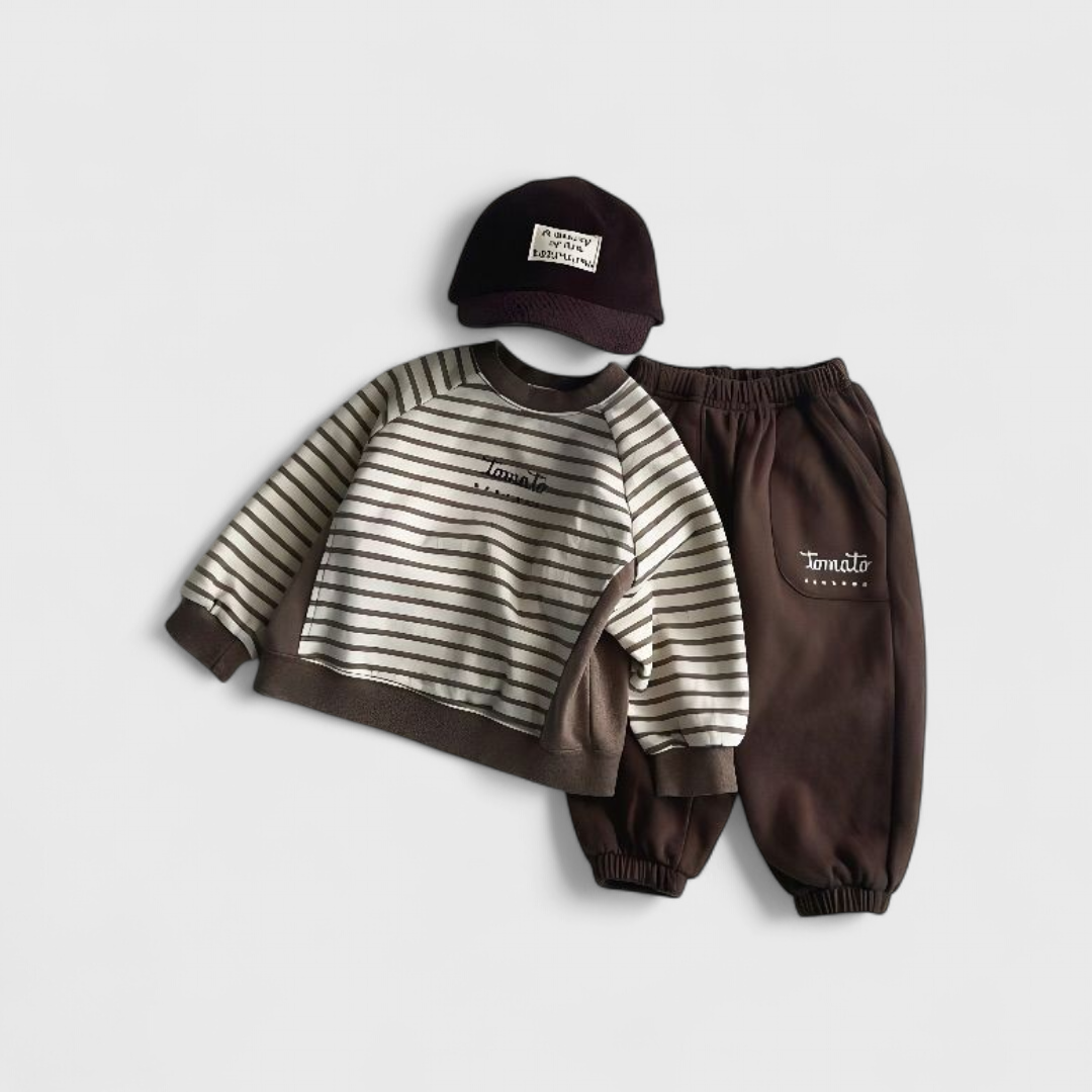 Коричневый комплект одежды Amigo